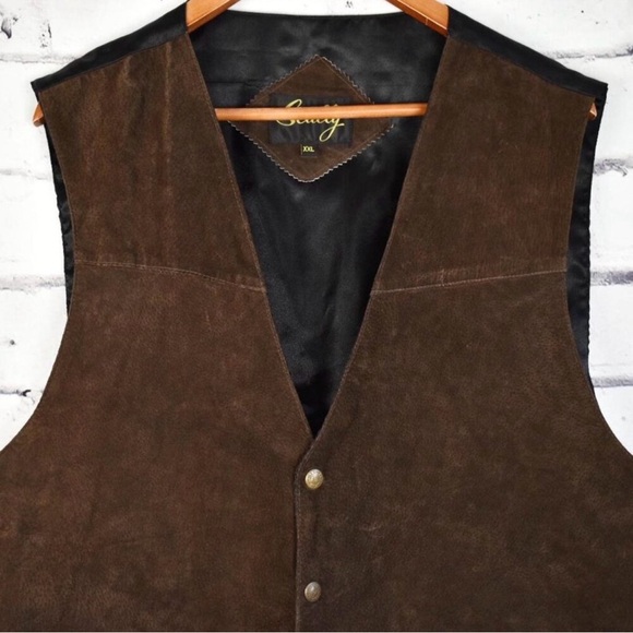 Scully Suede Vest - Great Condition/Adjustable - Size XXL - Picture 2 of 8